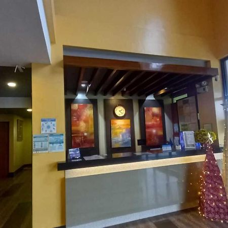 Oyo 1037 Lendes Tourist Inn Main 纳加 外观 照片
