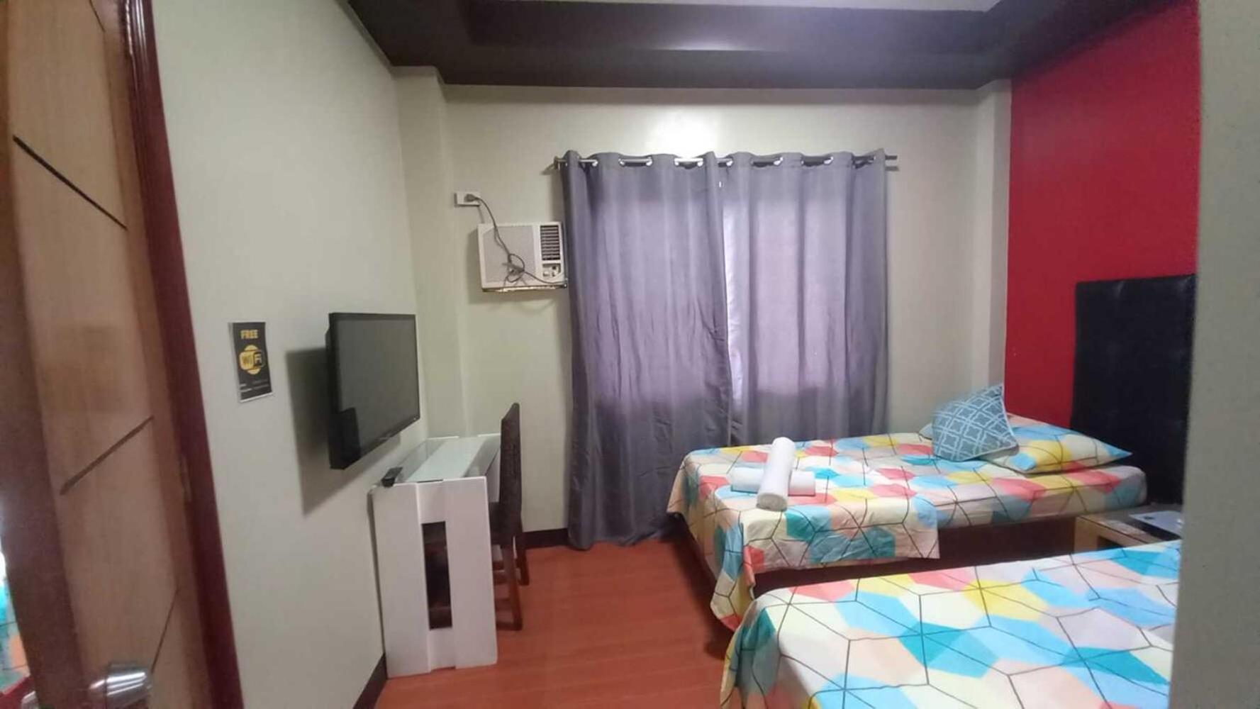 Oyo 1037 Lendes Tourist Inn Main 纳加 外观 照片