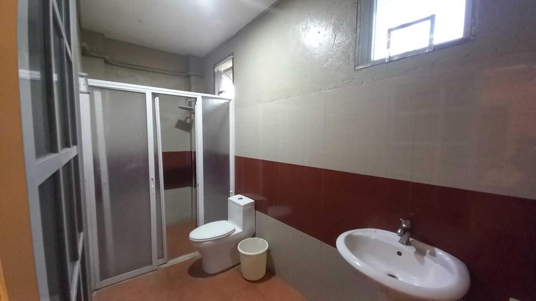 Oyo 1037 Lendes Tourist Inn Main 纳加 外观 照片